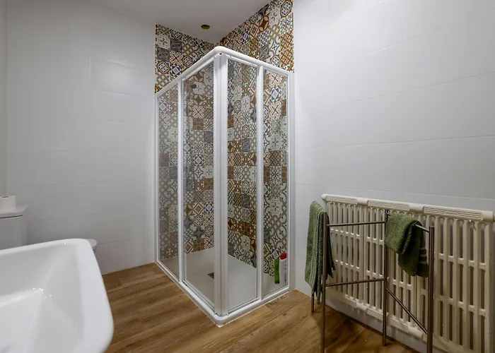 아파트 Precioso Y Espacioso Piso Ideal Familias. 엘부르고데오스마